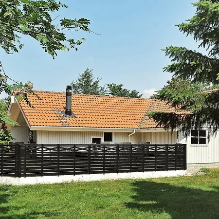 8 Person In Oksb L Tatil Evi